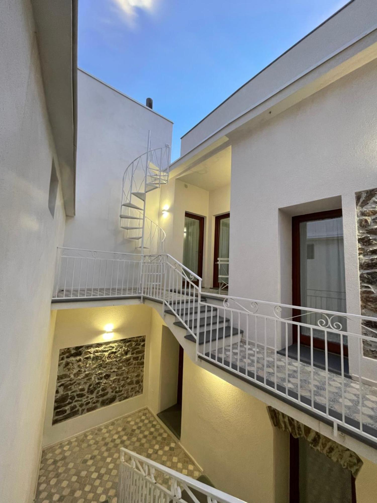 Sa Troppa De Sos Chentu Hotel Dorgali Bagian luar foto