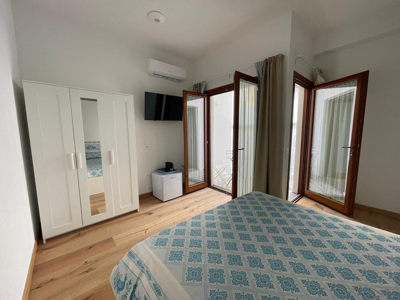Sa Troppa De Sos Chentu Hotel Dorgali Bagian luar foto
