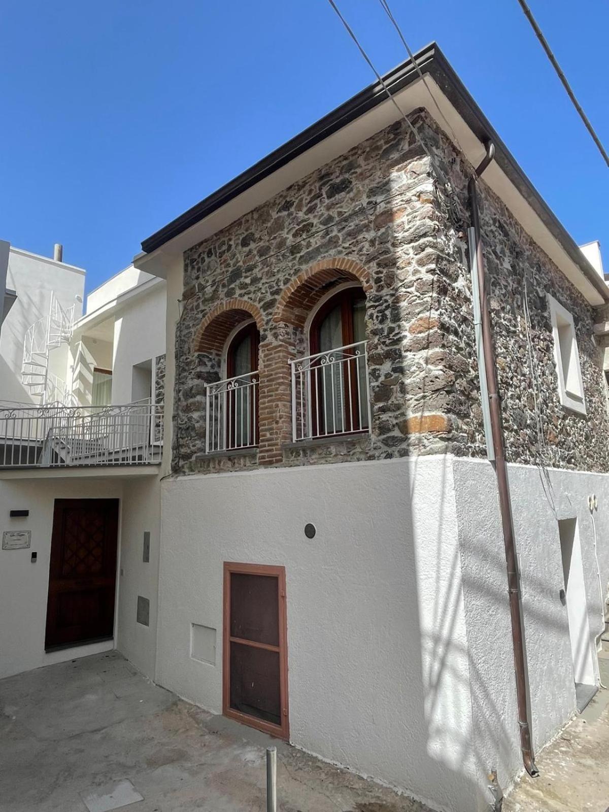 Sa Troppa De Sos Chentu Hotel Dorgali Bagian luar foto