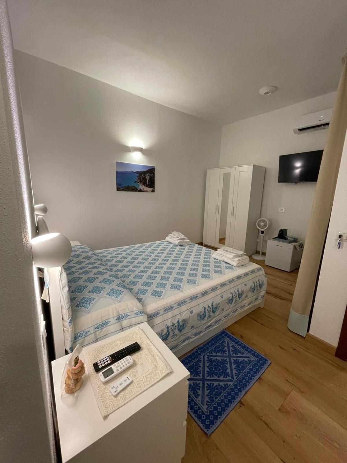 Sa Troppa De Sos Chentu Hotel Dorgali Bagian luar foto