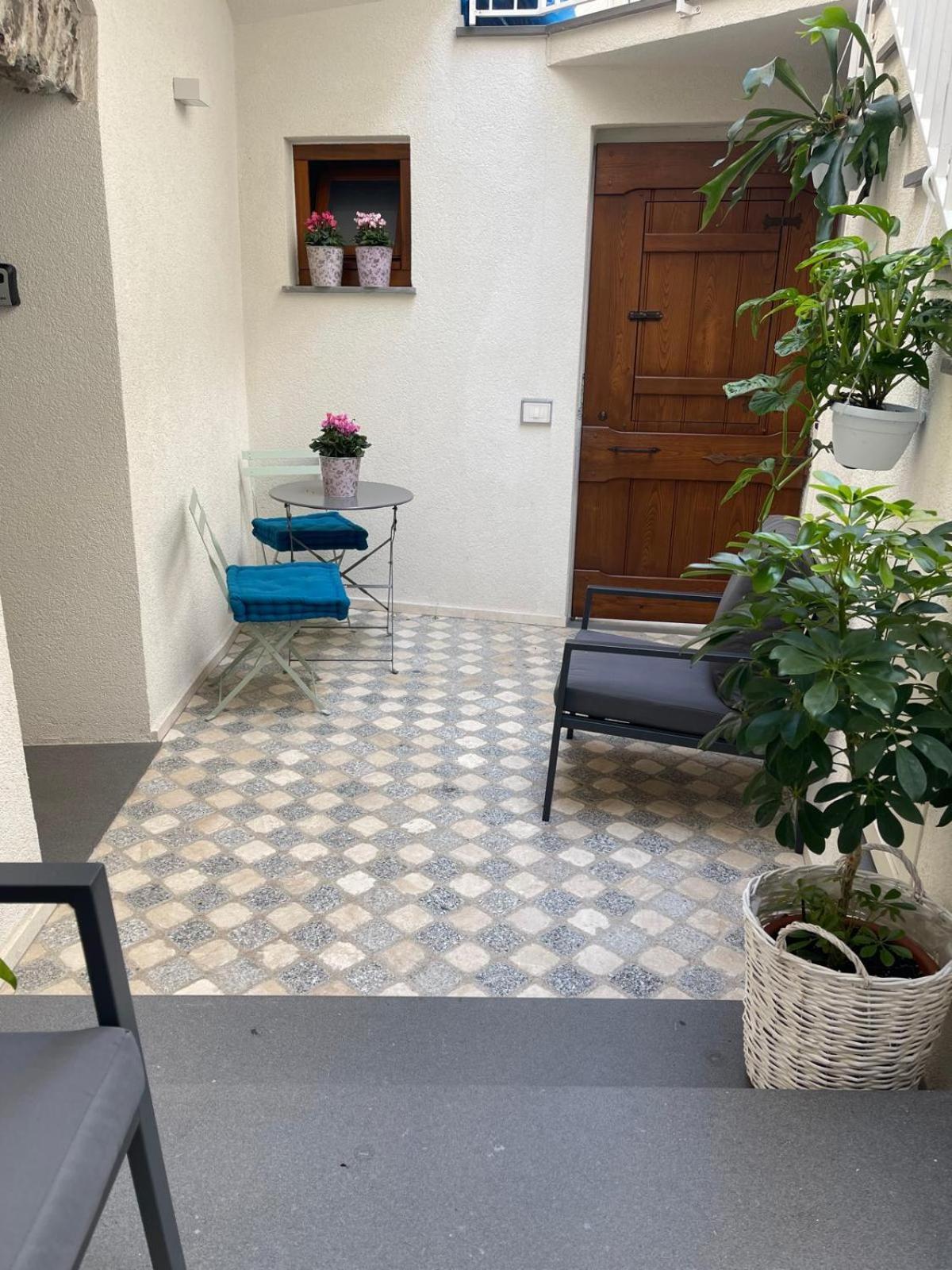 Sa Troppa De Sos Chentu Hotel Dorgali Bagian luar foto